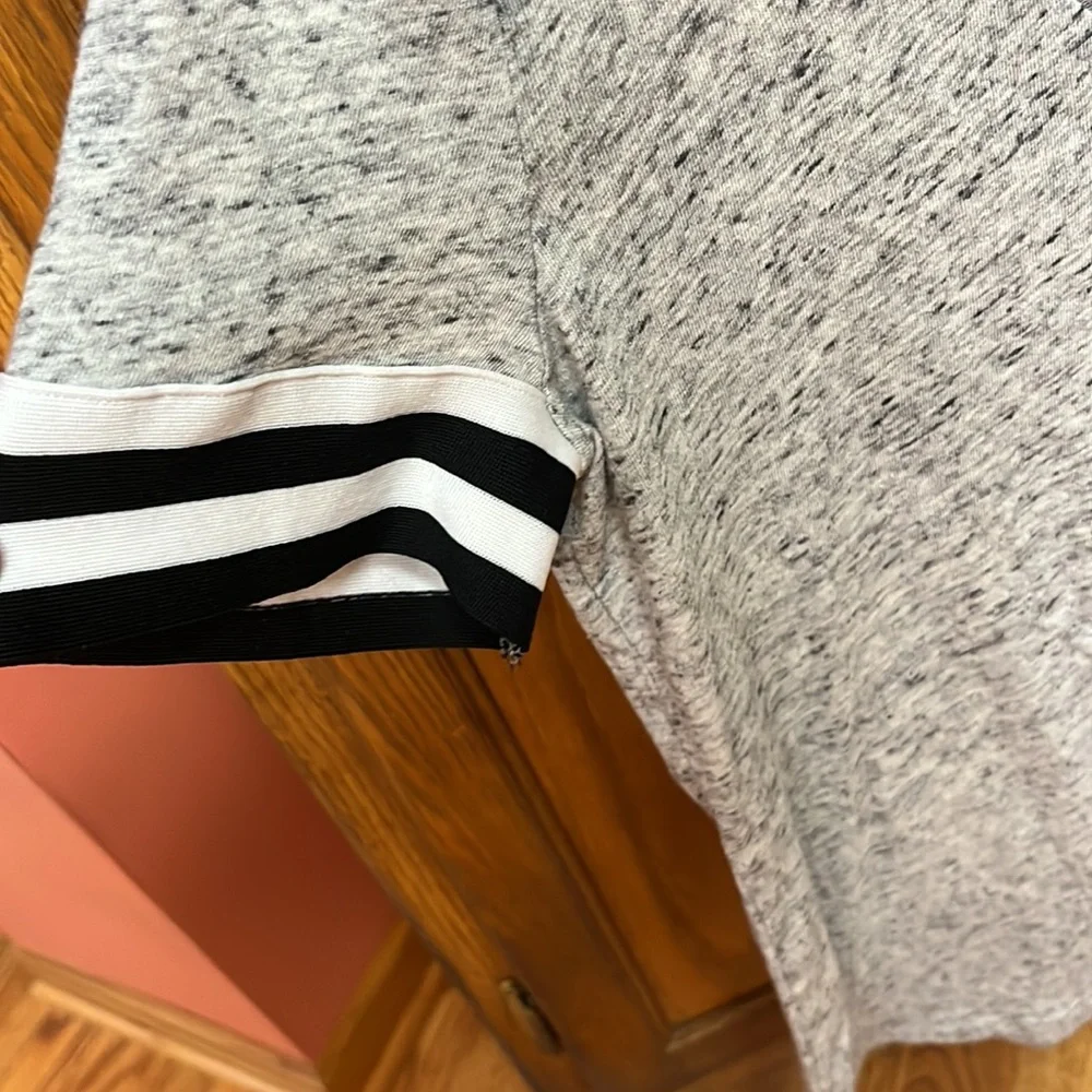 Pink shoe sleeve t - Picture 4 of 5